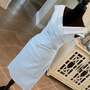 Rickie Freeman for TERI JON back zip ruched ice blue back zip dres, size 6